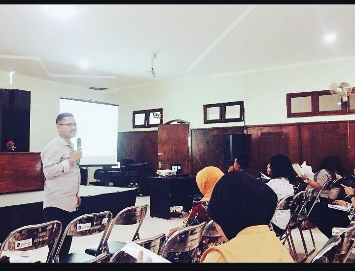 Talkshow “Bimteks Pembinaan Penerapan Norma Ketenagakerjaan: di DISNAKER Kota. SBY