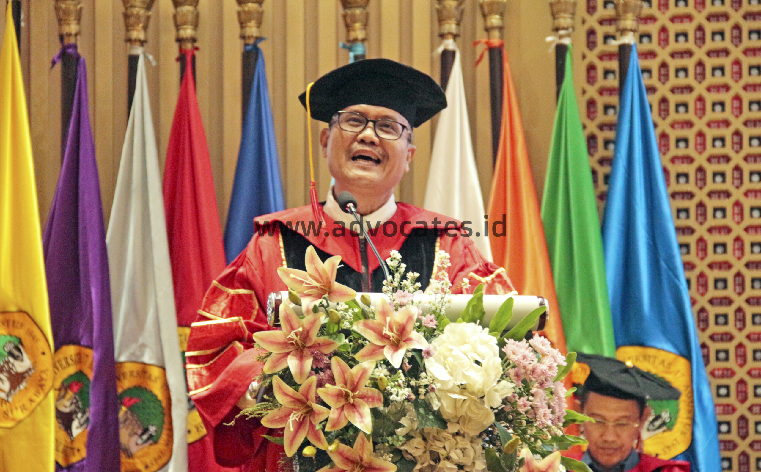 Prof. Dr. Hufron, SH., MH. Resmi disahkan sebagai Guru Besar Fakultas Hukum UNTAG Surabaya